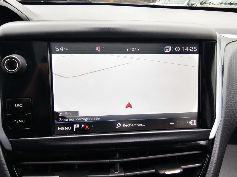 PEUGEOT 2008 1,5 HDI 100 CH BVM6 CROSSWAY FULL