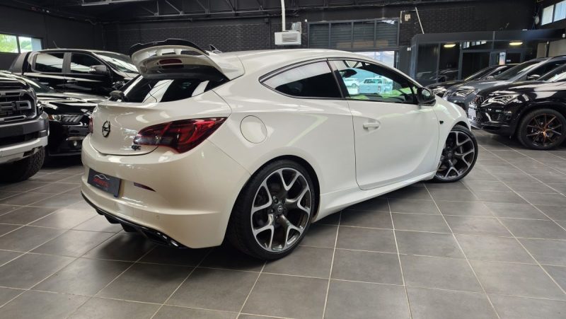 OPEL ASTRA GTC 2.0 TURBO 280 OPC*GPS*SIEGES PERF 2013