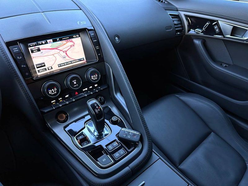 JAGUAR F-Type COUPE 3.0 V6 380 S*1°Main*ECHAP.*CAMERA*