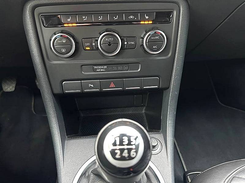 VOLKSWAGEN Coccinelle CABRIOLET 1.4 TSI 160 Exclusive COUTURE*GPS*CUIR*XENON*