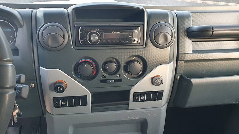 IVECO MASSIF 3.0 HPT 176 ch 25S18 Station Wagon CHASSIS-CABINE