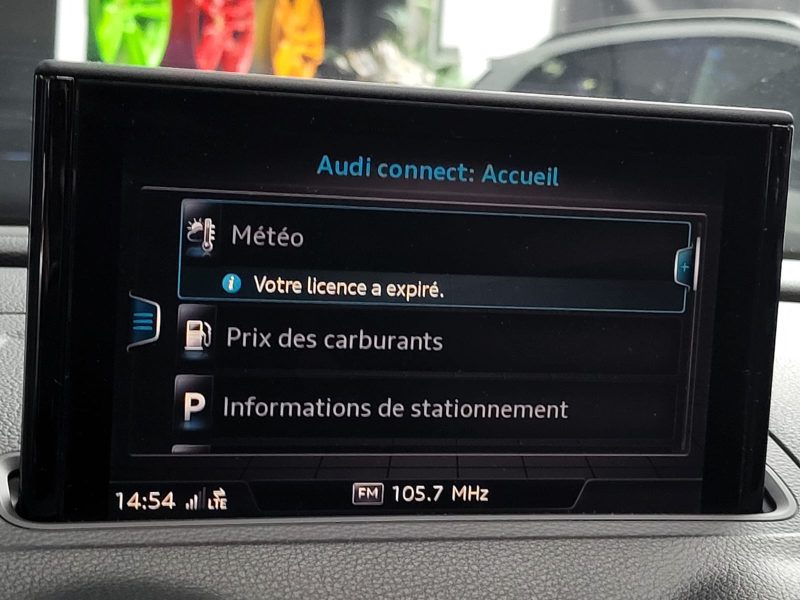 AUDI A3 LIMOUSINE 2.0 TDI 150cv Design Luxe Boîte Auto S-Tronic7