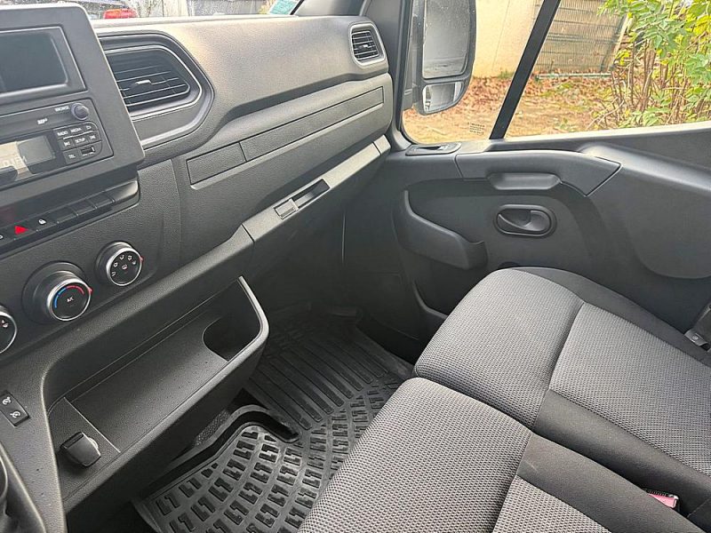 RENAULT MASTER III Camion plate-forme/ChÃ¢ssis 2021