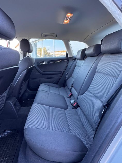 AUDI A3 2007 1.9TDI 105CV Ambiente / Distribution Neuve / CT OK / Révisée 