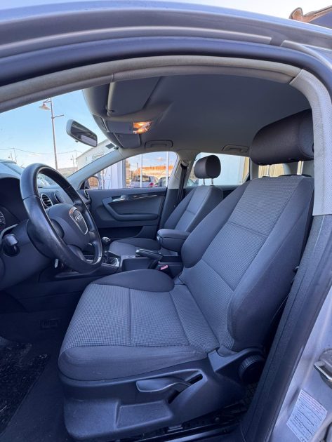 AUDI A3 2007 1.9TDI 105CV Ambiente / Distribution Neuve / CT OK / Révisée 