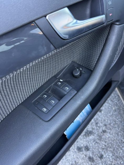 AUDI A3 2007 1.9TDI 105CV Ambiente / Distribution Neuve / CT OK / Révisée 