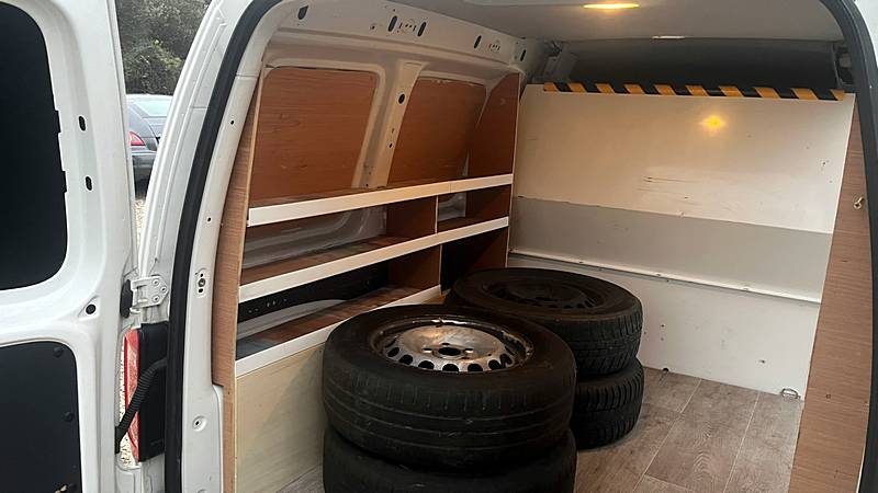 Volkswagen Caddy 2.0 TDI 75cv - clim DANS L'ETAT PERTE DE PUISSANCE