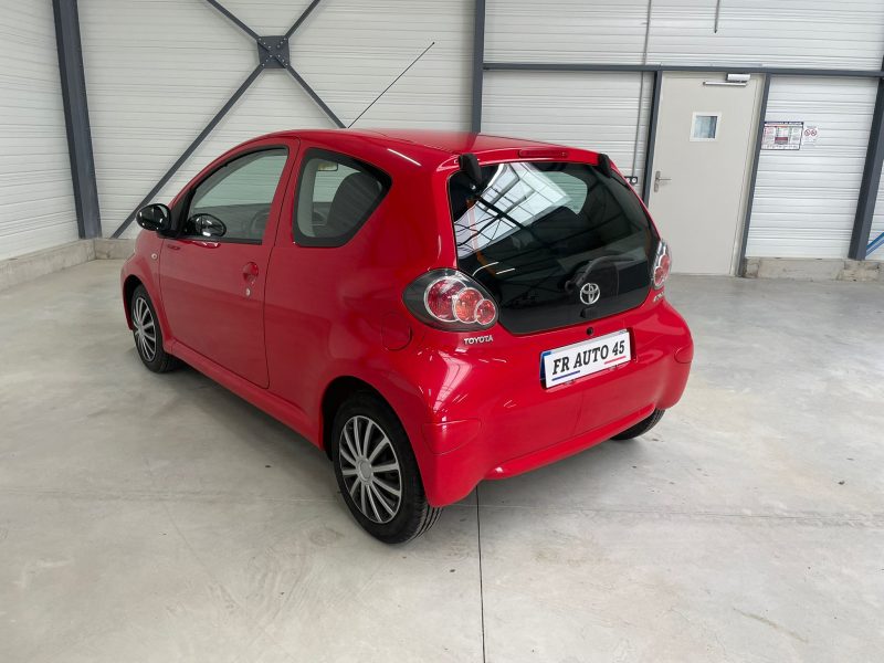 TOYOTA AYGO 1.0 3P - 93 445 km – MOTEUR À CHAÎNE