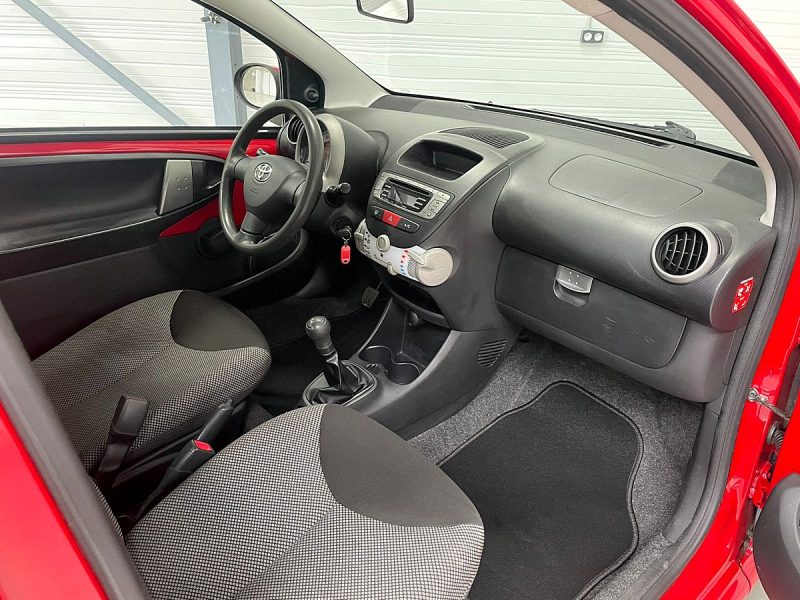 TOYOTA AYGO 1.0 3P - 93 445 km – MOTEUR À CHAÎNE