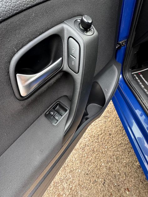 VOLKSWAGEN POLO V 1.6TDI  