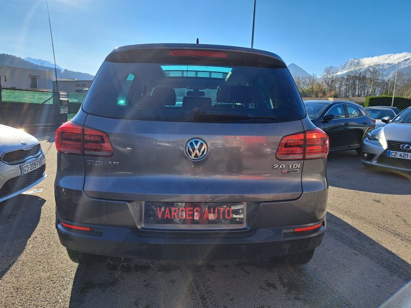 VOLKSWAGEN TIGUAN 2016