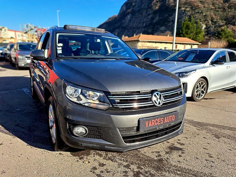VOLKSWAGEN TIGUAN 2016