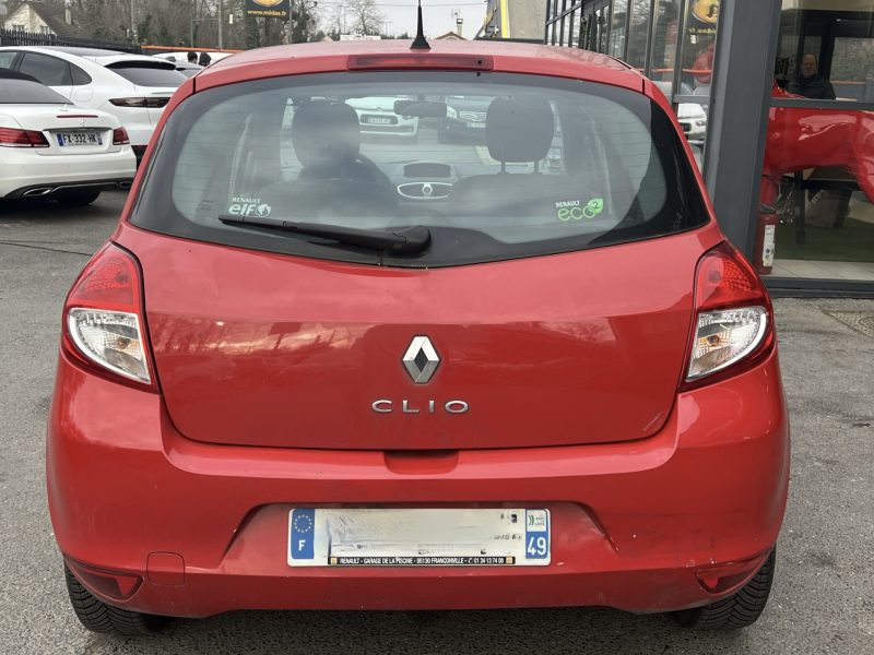 RENAULT CLIO 3 III PHASE 2 1.2 75 Cv 5 PORTES CLIMATISATION BLUETOOTH CRIT AIR 1 - GARANTIE 1 AN