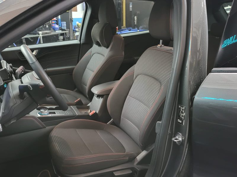 FORD KUGA Hybrid 190cv ST-Line Boîte Auto Powershift 4X2 / GARANTIE CONSTRUCTEUR 11/2026