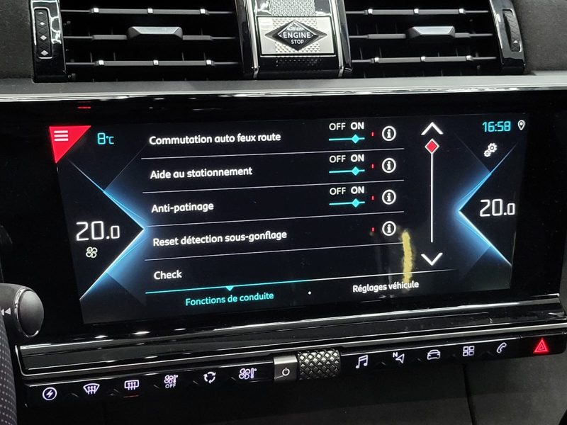 DS DS 7 CROSSBACK E-TENSE Hybrid 225cv Performance Line Boîte Auto