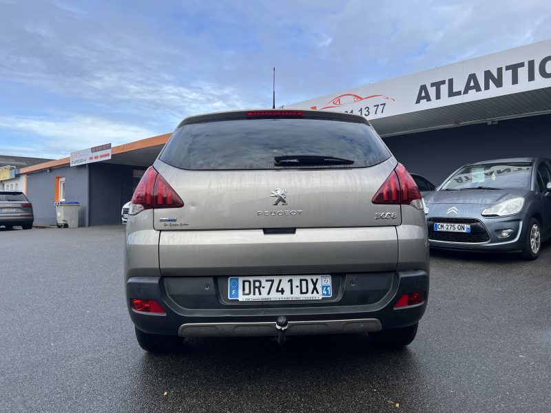 PEUGEOT 3008 2015