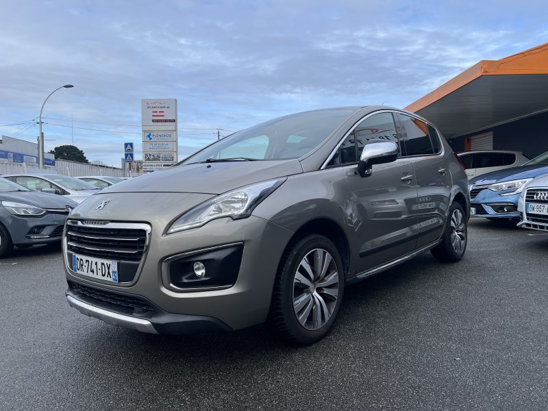 PEUGEOT 3008 2015