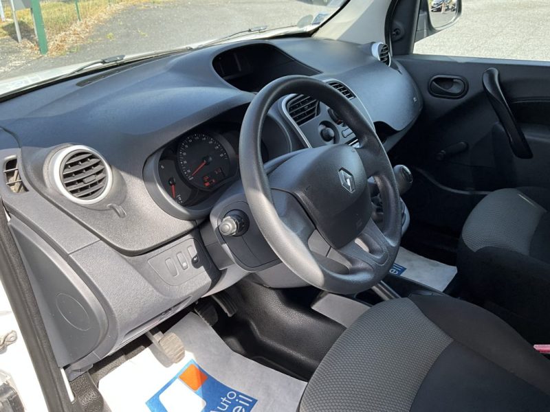 RENAULT KANGOO 1,5 BLUE-DCI 75 CV CONFORT  15 000KM 