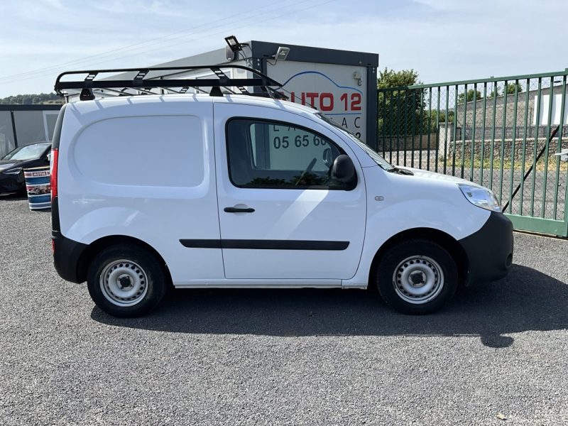 RENAULT KANGOO 1,5 BLUE-DCI 75 CV CONFORT  15 000KM 