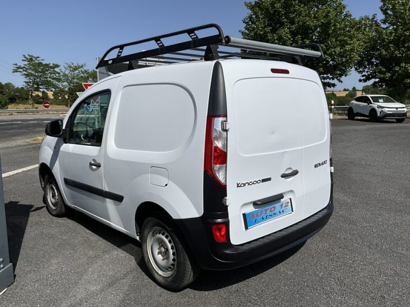 RENAULT KANGOO 1,5 BLUE-DCI 75 CV CONFORT  15 000KM 