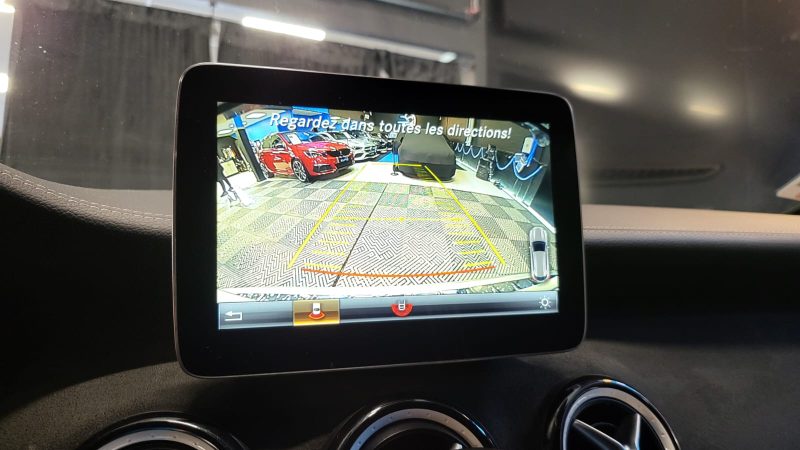 MERCEDES CLASSE GLA 180 7G-DCT 122CV WHITE ART EDITION / SIEGES CHAUFFANTS / HAYON ELECTRIQUE