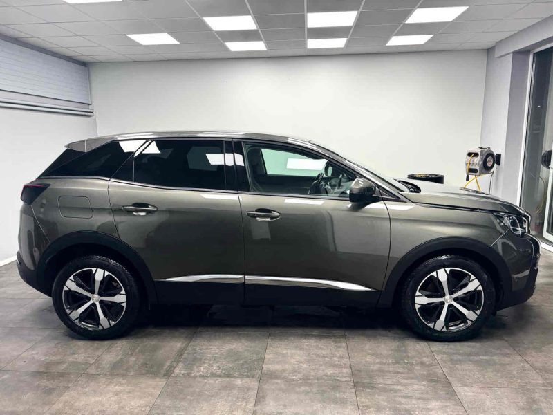PEUGEOT 3008 2017