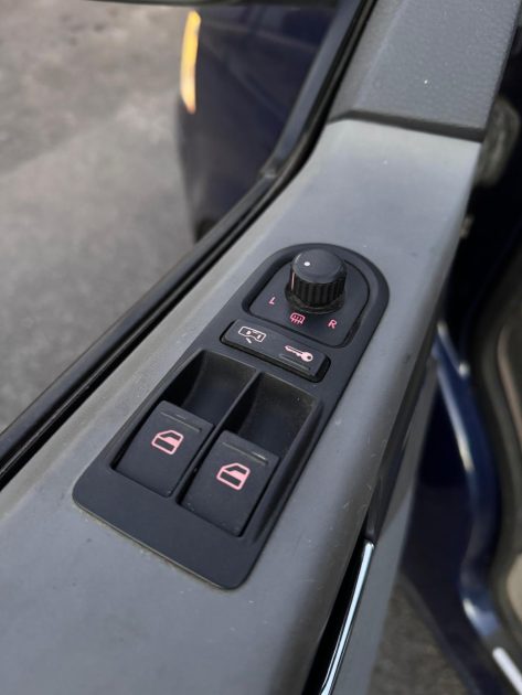 VOLKSWAGEN MULTIVAN 2.5 TDI 130cv / CT OK Révisé