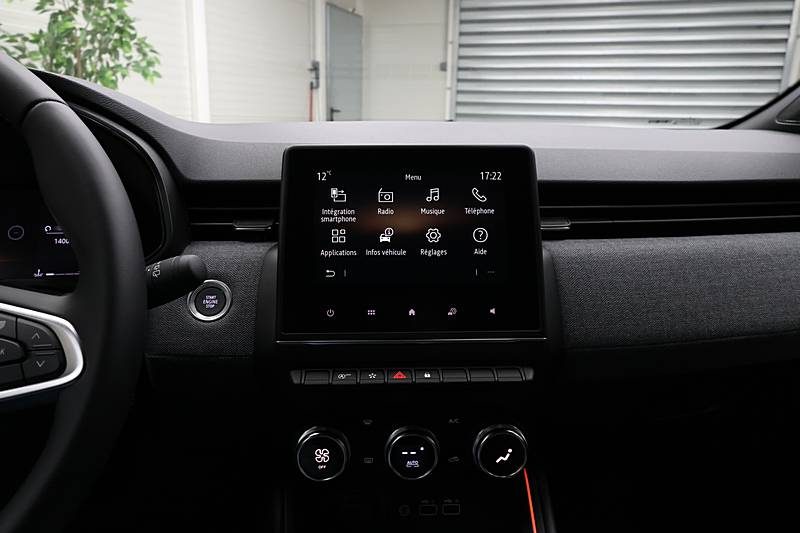 RENAULT CLIO V TCe 90 - Techno