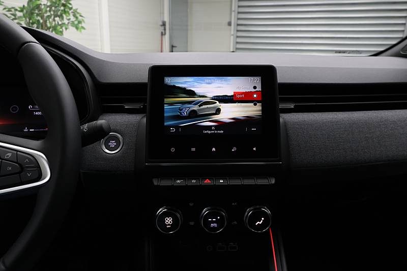 RENAULT CLIO V TCe 90 - Techno