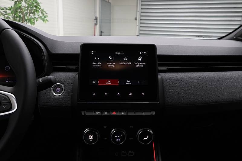 RENAULT CLIO V TCe 90 - Techno