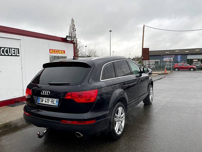 AUDI Q7 2006