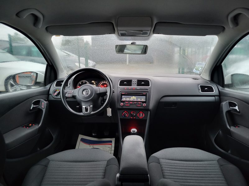 VOLKSWAGEN POLO 5 V 2011