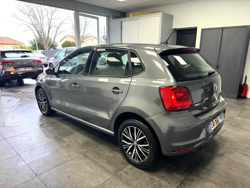 VOLKSWAGEN POLO 2017