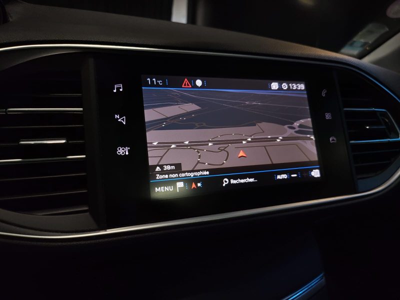 PEUGEOT 308 1.2 THP 130CV ALLURE / TOIT PANORAMIQUE +1ER MAIN + ENTRETIEN PEUGEOT COMPLET / /