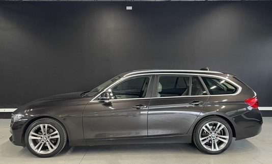 BMW 320D  LCI 190CV