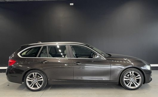 BMW 320D  LCI 190CV
