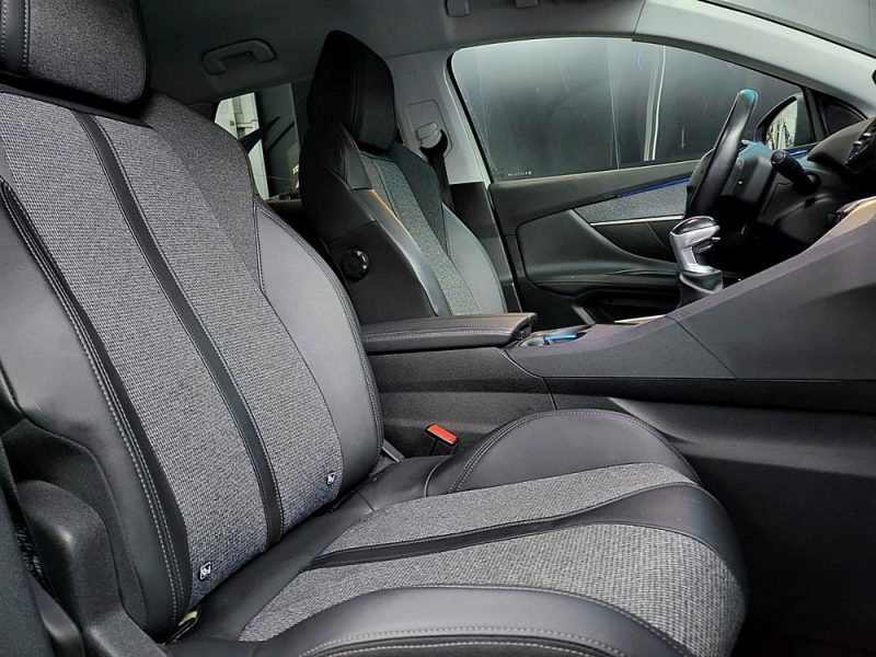 PEUGEOT 3008 1.2130cv CROSSWAY 