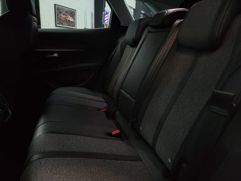 PEUGEOT 3008 1.2130cv CROSSWAY 