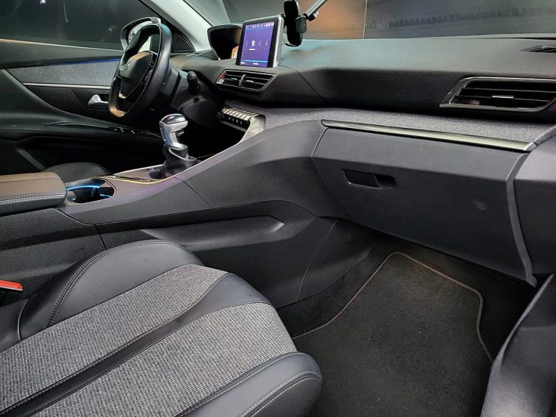 PEUGEOT 3008 1.2130cv CROSSWAY 