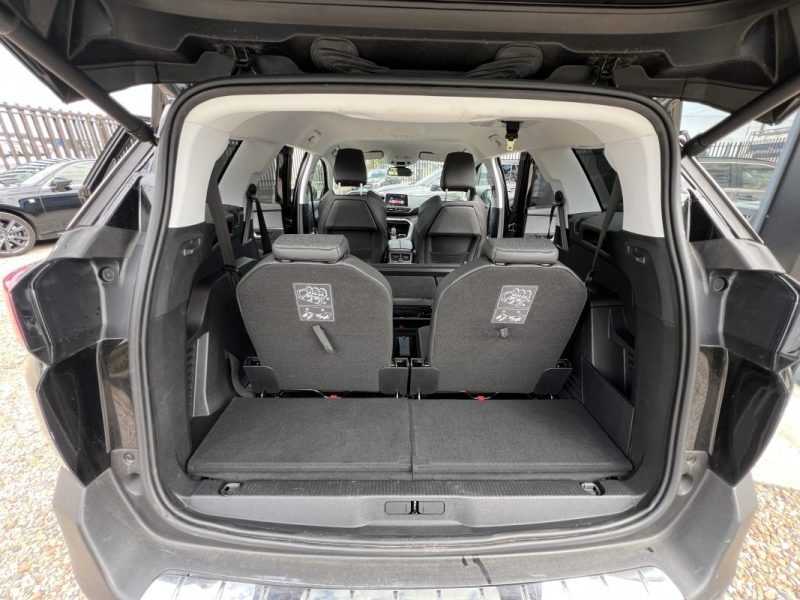 PEUGEOT 5008 Allure 130ch BVA 12/2020