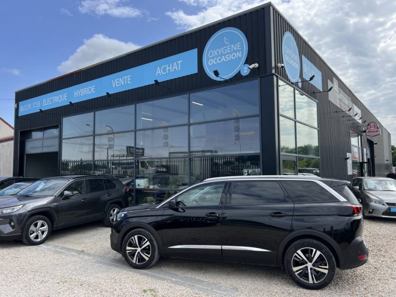 PEUGEOT 5008 Allure 130ch BVA 12/2020