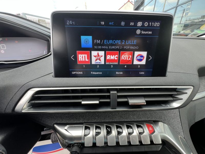 PEUGEOT 5008 Allure 130ch BVA 12/2020