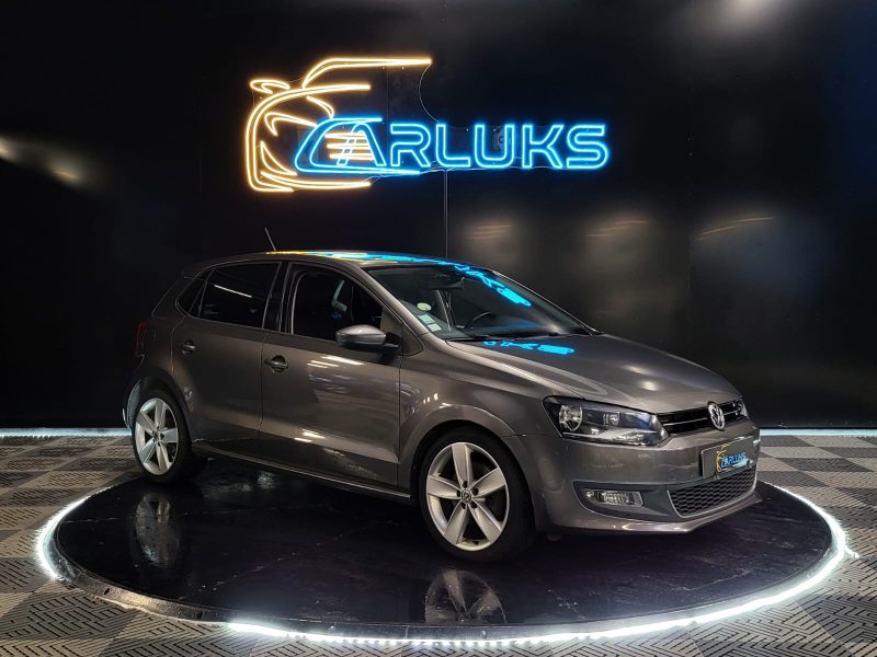 VOLKSWAGEN POLO V 1.6 TDI 105cv BVM5 HIGHLINE / DISTRIBUTION OK / JANTES 17 SPORTLINE / RADAR RECUL