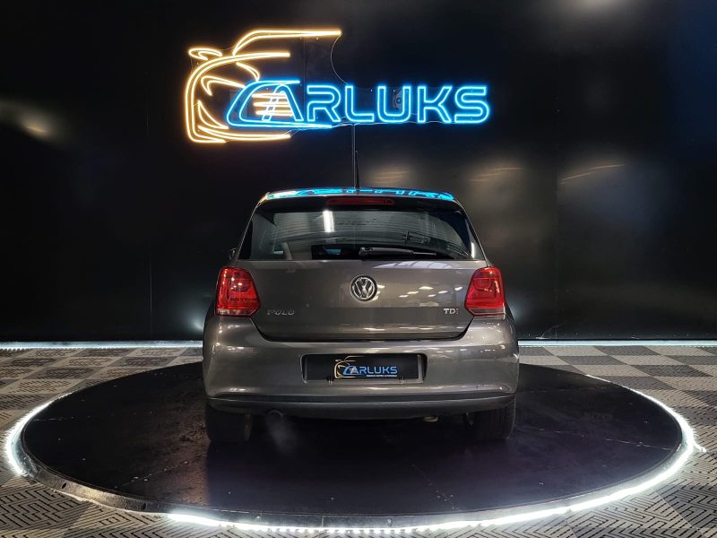 VOLKSWAGEN POLO V 1.6 TDI 105cv BVM5 HIGHLINE / DISTRIBUTION OK / JANTES 17 SPORTLINE / RADAR RECUL