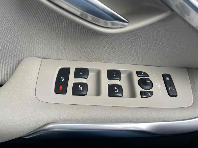 VOLVO V40  2.0 Ti 16V 152 cv