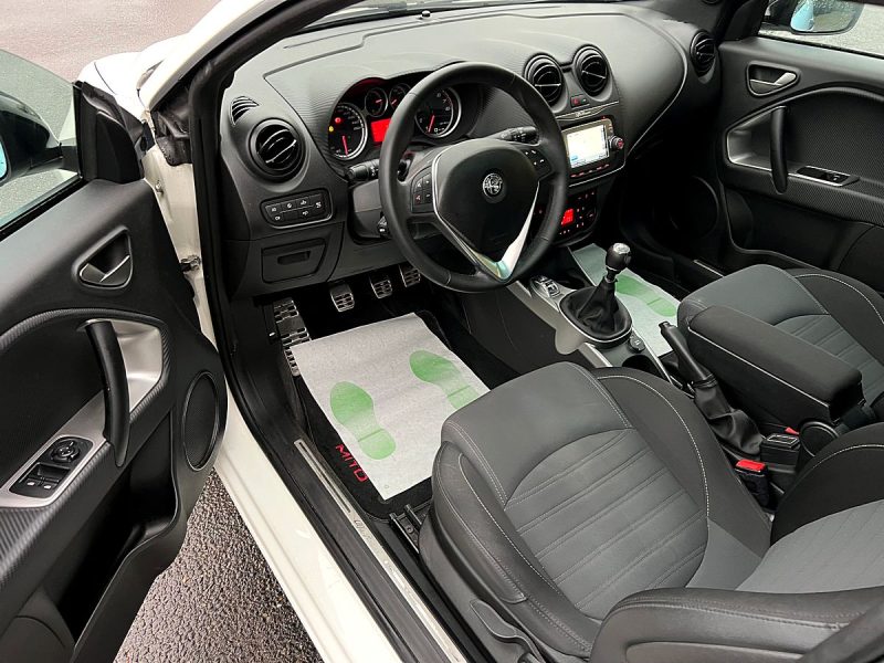 ALFA ROMEO MITO PHASE 2 IMOLA 0.9 TWIN AIR TURBO 105 Cv 1ERE MAIN / TOIT OUVRANT GPS BVM6 - GARANTIE