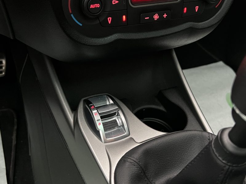 ALFA ROMEO MITO PHASE 2 IMOLA 0.9 TWIN AIR TURBO 105 Cv 1ERE MAIN / TOIT OUVRANT GPS BVM6 - GARANTIE