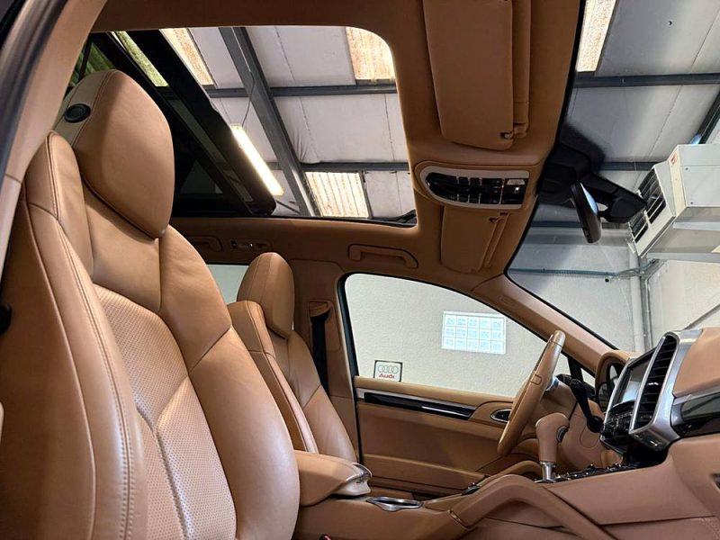 PORSCHE CAYENNE DIESEL 2014