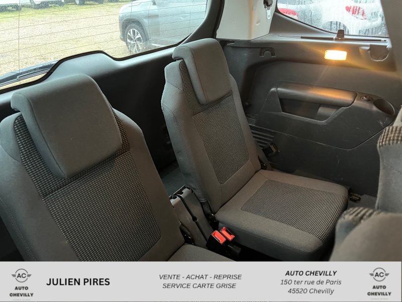 PEUGEOT 5008 1.6 16V 120 Ch Active GPS