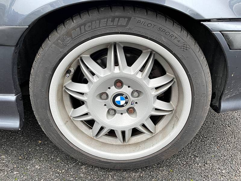 BMW M3 E36 3.2 321CV TOIT OUVRANT // SUIVI COMPLET 